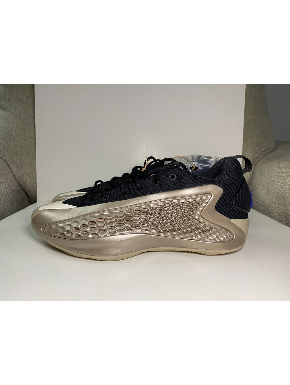 Adidas Anthony Edwards 1 Low JQ6133 Men's Sneakers 10 Metallic Champagne Shoes